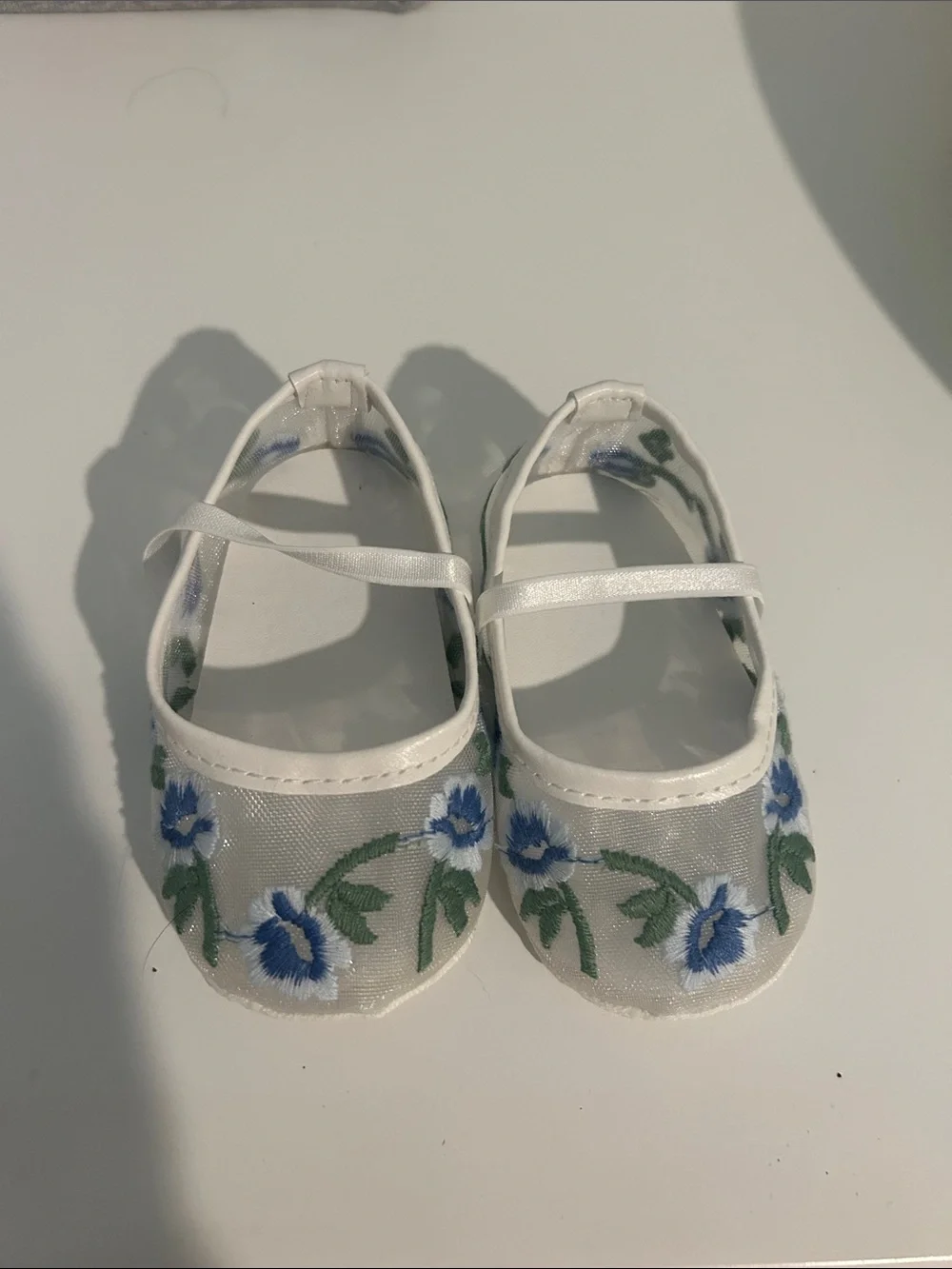 White Baby Mary Jane Shoes with Blue Floral Embroidery